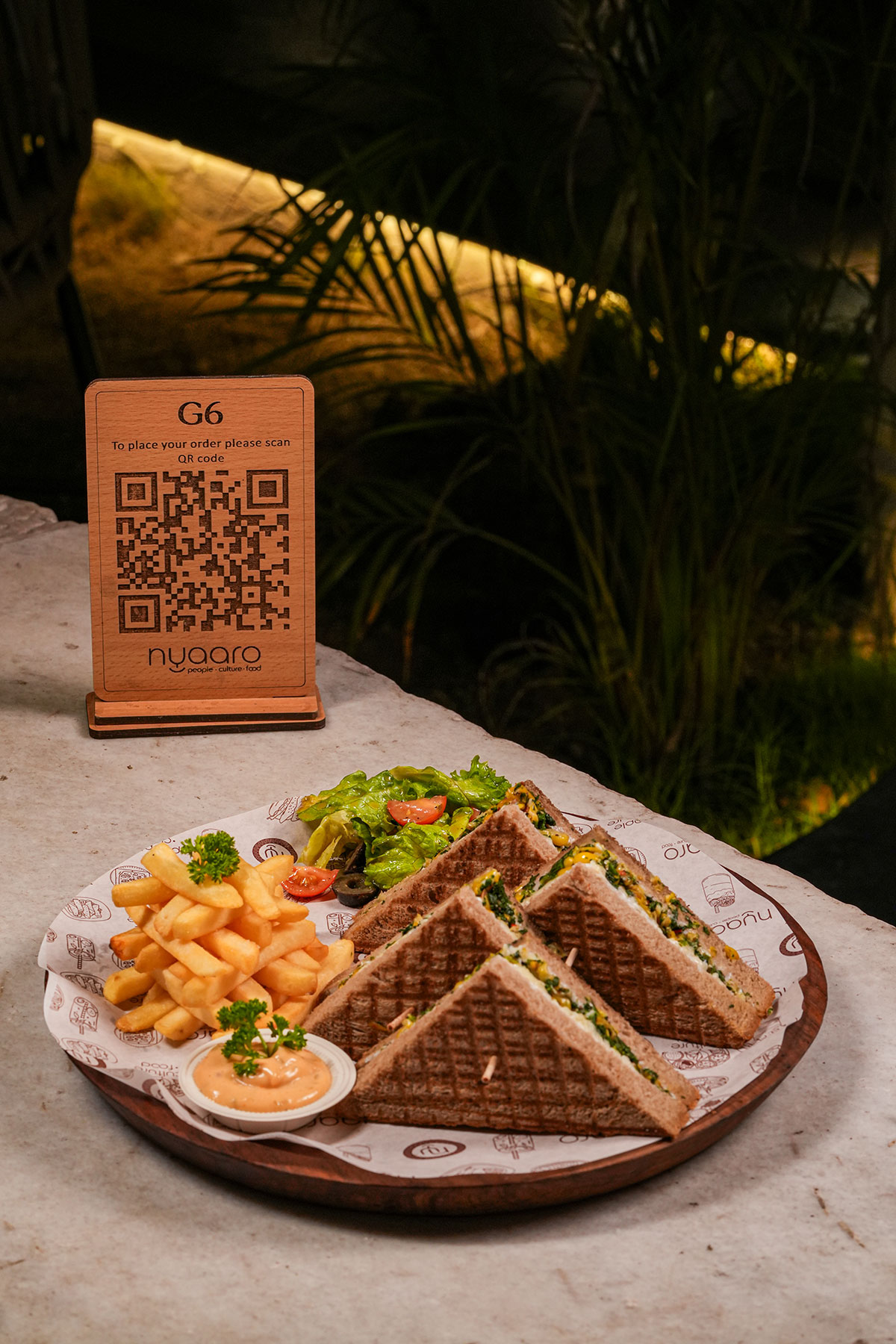 best cafe near UIT Circle